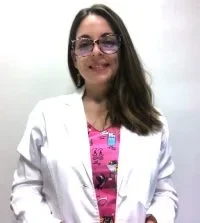 Marcela Hernández Medico General. 2005 U. Mayor N° de Registro 64556